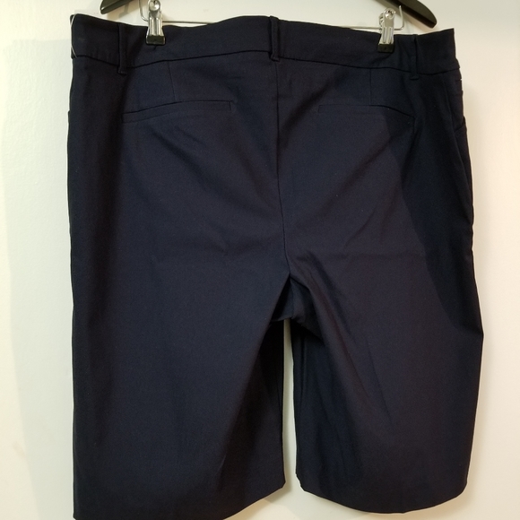 SIZE 22 SHORTS - Picture 3 of 6